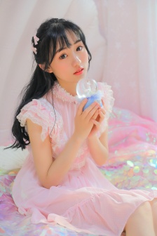 爱矢峰子